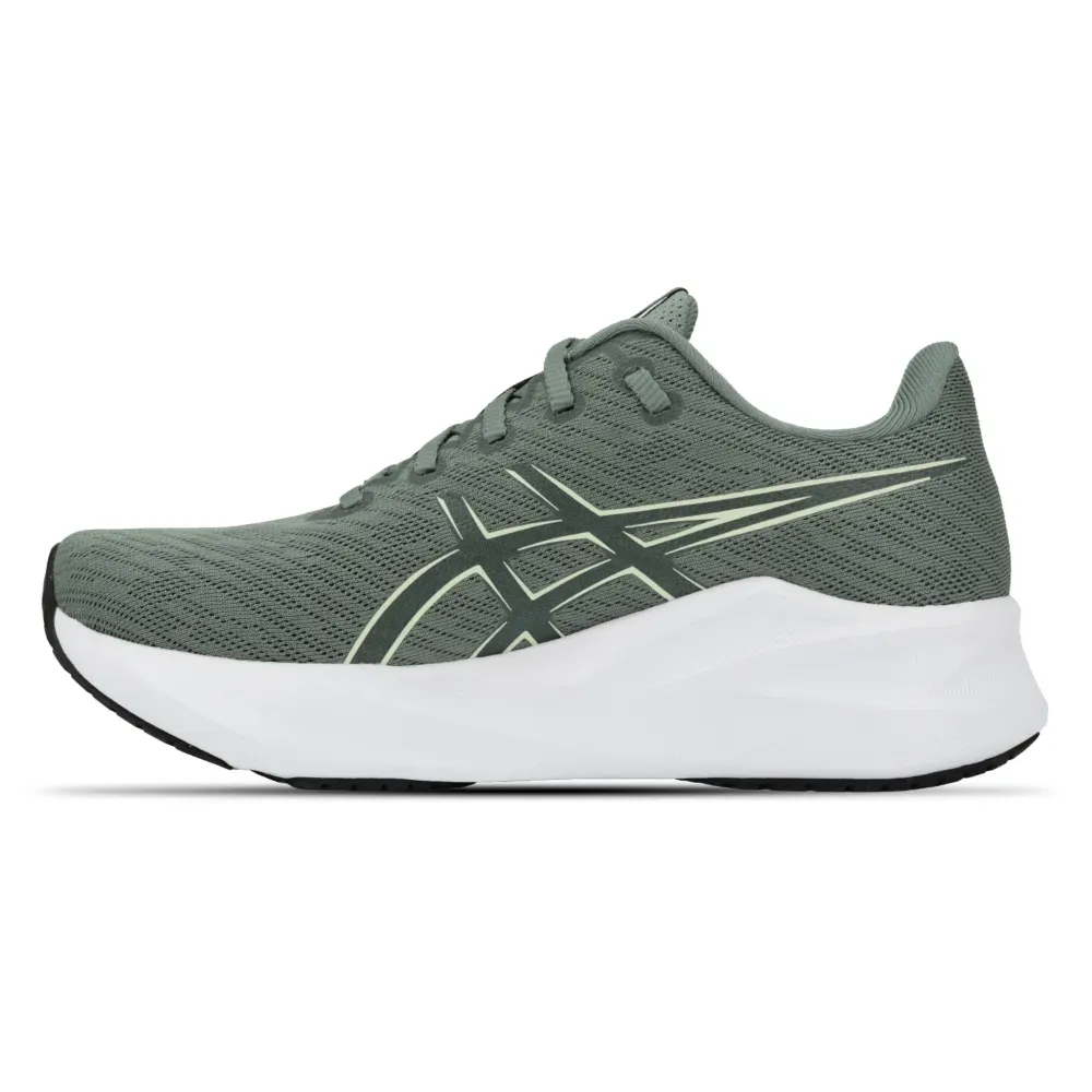 Vista lateral do tênis feminino Asics Versablast 4 verde com detalhes brancos e sola branca.